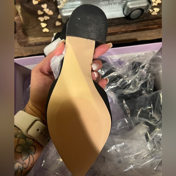 Madden girl ankle strap pointy heel - Picture 3 of 4